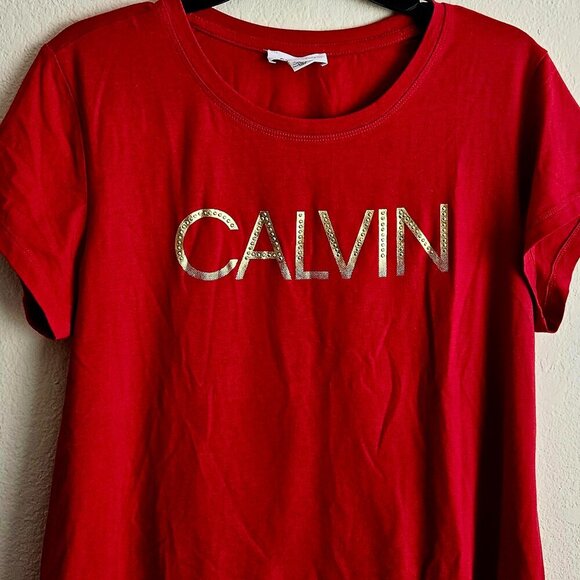 Calvin Klein L red tshirt with gold lettering - Picture 1 of 5